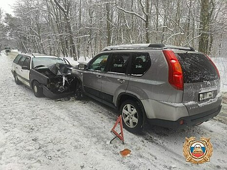 В Зеленоградском районе столкнулись легковушки, пострадали два ребёнка и водитель одного авто