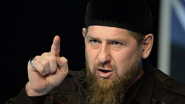 Кадыров назвал виновного в отводе войск из Красного Лимана