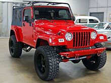 Можно купить Jeep Wrangler с мотором от Viper. Да-да, вы не ослышались!