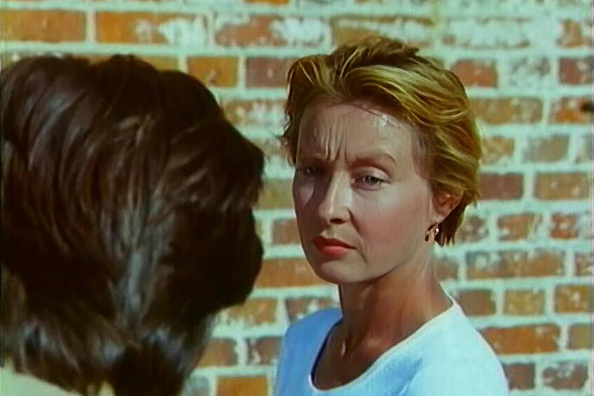 Актриса Лариса Удовиченко в роли Татьяны в фильме «Любить по-русски», 1995 год