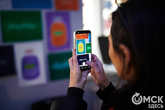 Выросли там, где ничего не растёт. Омское современное искусство на прилавках