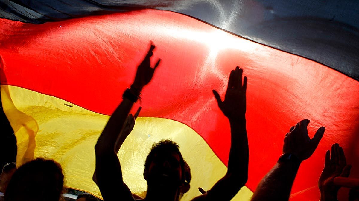 Германию обвинили в «безумном импорте» из России