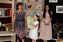 Лауреатов конкурса детского рисунка «Наследие моего района» наградили в Центральной библиотеке Щербинки