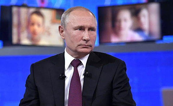Песков сделал заявление о проведении «Прямой линии» с Путиным
