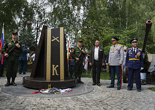 Памятный знак коломенским курсантам открыли в Подмосковье