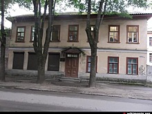 Псковские тепловые сети продают здание рядом с клубом TIR