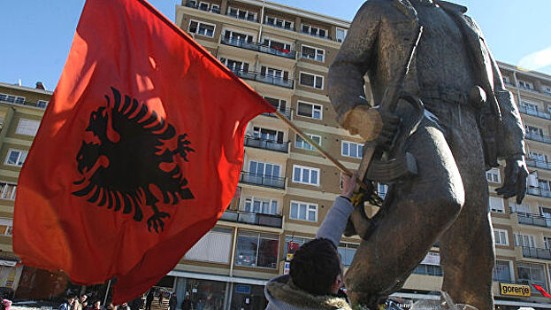 В Албании после массовых студенческих протестов снизят стоимость обучения