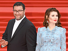 Актрисы, состоящие в отношениях с режиссерами