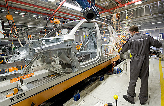 «Ъ»: производство машин Volkswagen в Калуге могут перезапустить