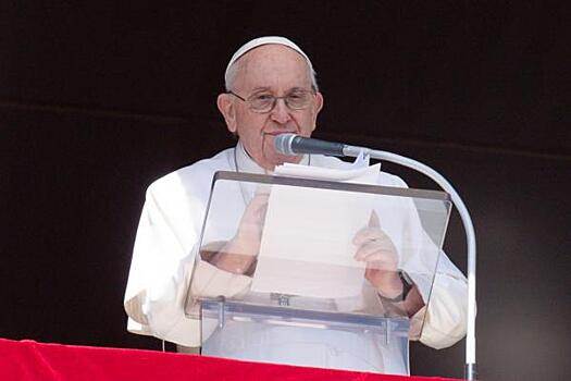 Папа римский призвал молиться о мире на Украине