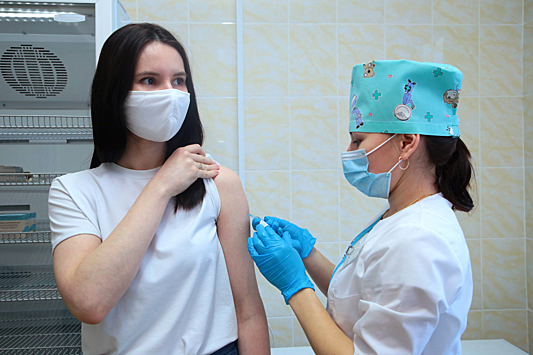 637,7 тысячи доз вакцины от коронавируса поступило в Нижегородскую область