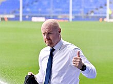 На Sky Sports сравнили с крупье Дайча, носившего траурную повязку в память о погибшем фанате «Эвертона». Телеканал и комментаторы извинились