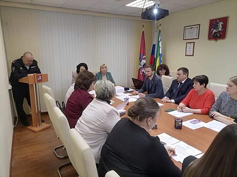 Члены Общественного совета при УВД по ЮВАО приняли участие в отчетах начальников территориальных отделов перед муниципалитетом