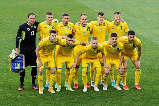 Кривоносов: жаль, что УЕФА принял такое решение по форме сборной Украины