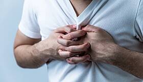 Как отличить инфаркт миокарда от межреберной невралгии — рассказал кардиолог