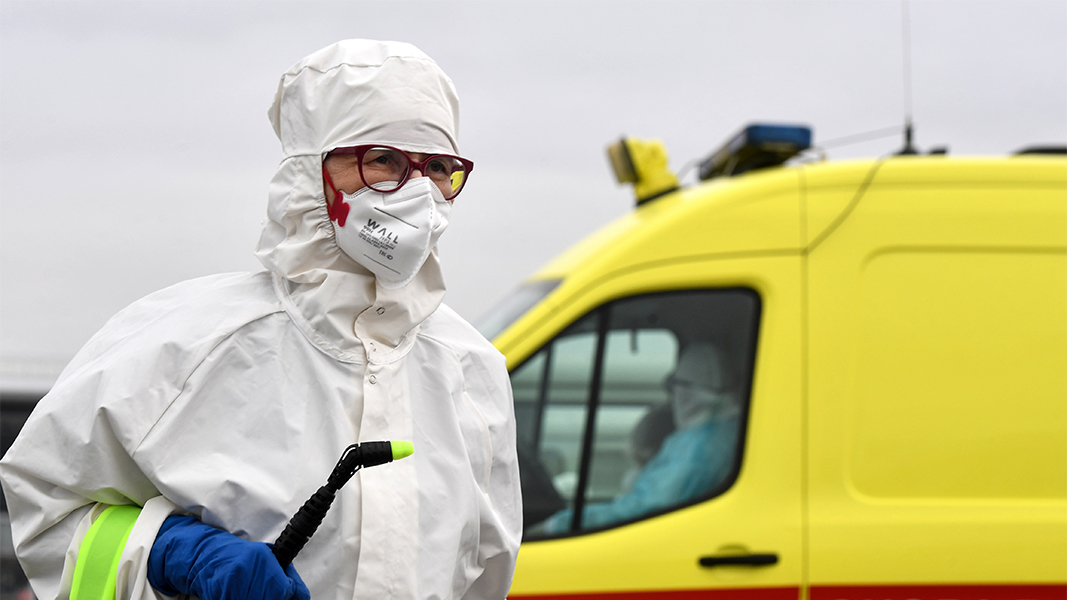 Врач Мухина назвала опасные бактерии, которые пробудились из-за погоды в России