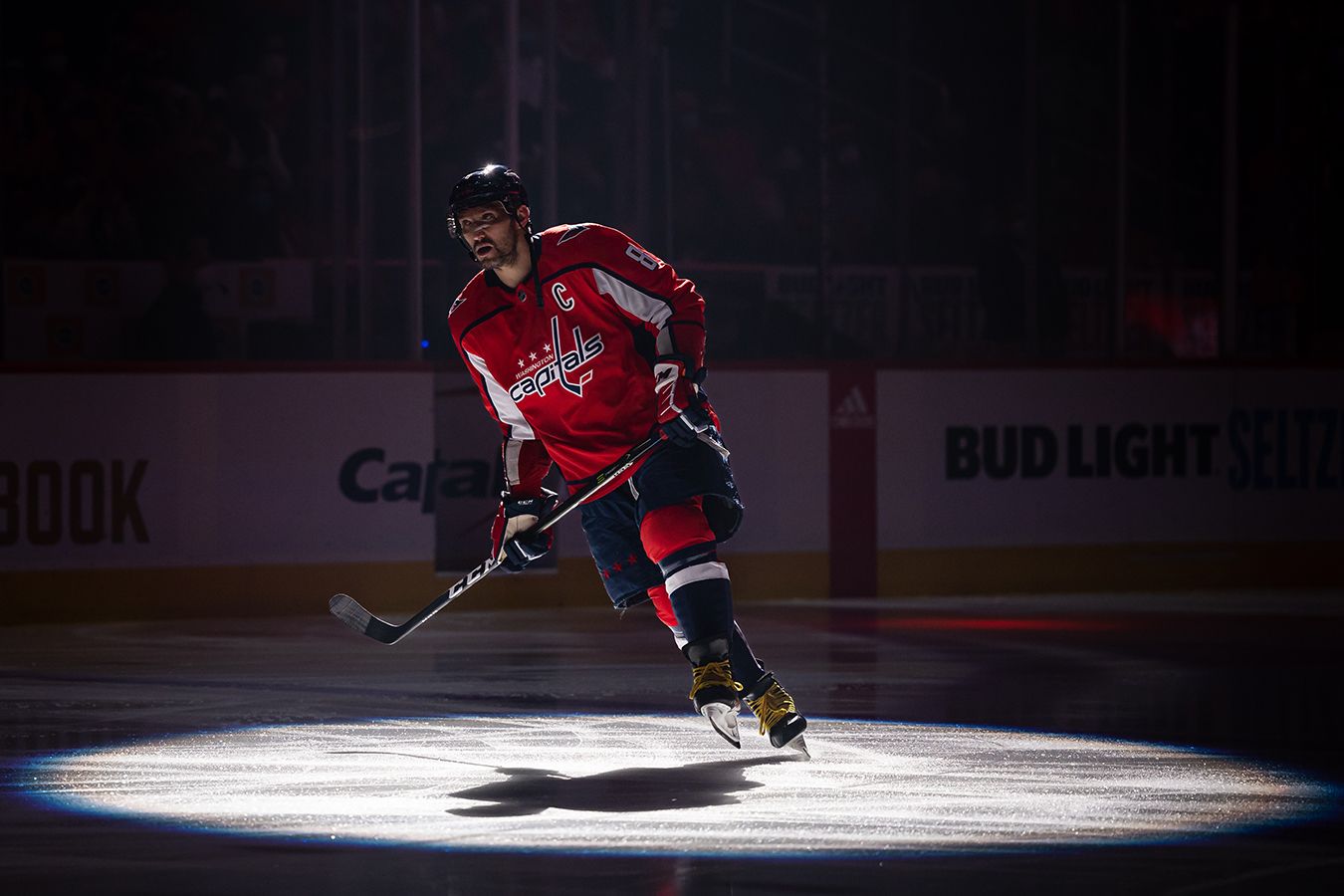 Представитель Овечкина отреагировал на новый великий рекорд Александра в НХЛ