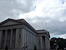 США разрешили России платить по долгам до конца весны