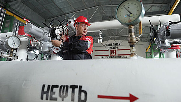 Нефть дорожает на 1-2%