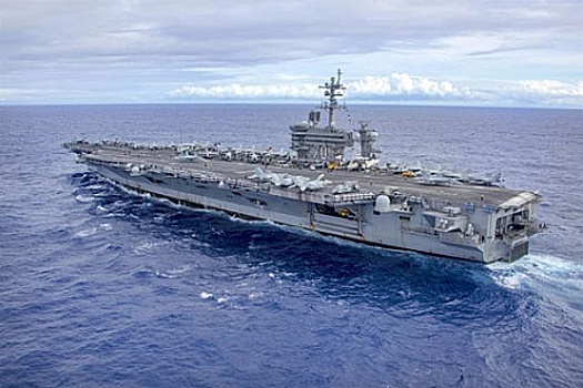 Авианосец "Carl Vinson"