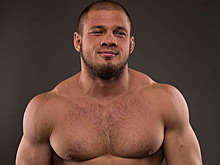 Уральский Халк получил работу после ухода из UFC