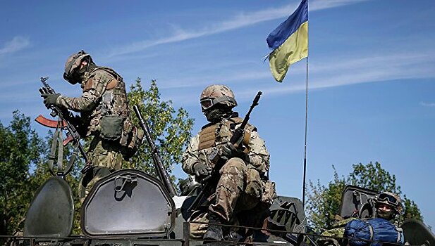 ВСУ стягивает новую технику к линии соприкосновения в Донбассе