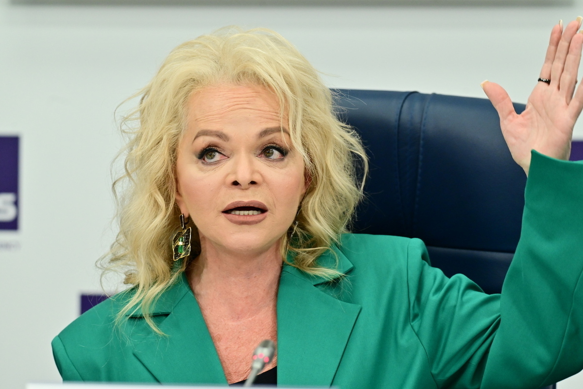 Долина выпустила прощальный трек в день выезда из квартиры