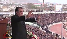 Артисты исполнили песню про Рахмона на стихи министра МВД Таджикистана