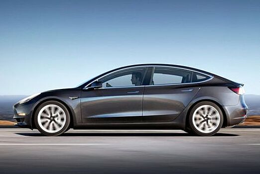 Tesla улучшит автомобили по советам из «Твиттера»