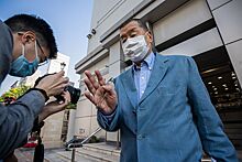 В Гонконге оппозиционного медиамагната Джимми Лая приговорили к 14 месяцам тюрьмы