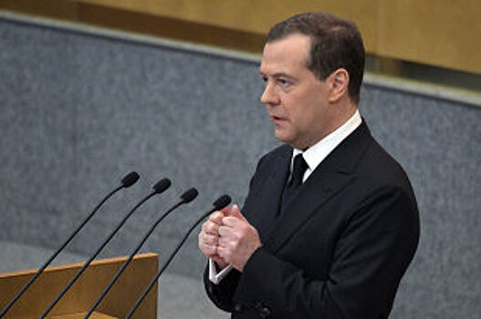 Медведев объявил о диспансеризации в оплачиваемый день