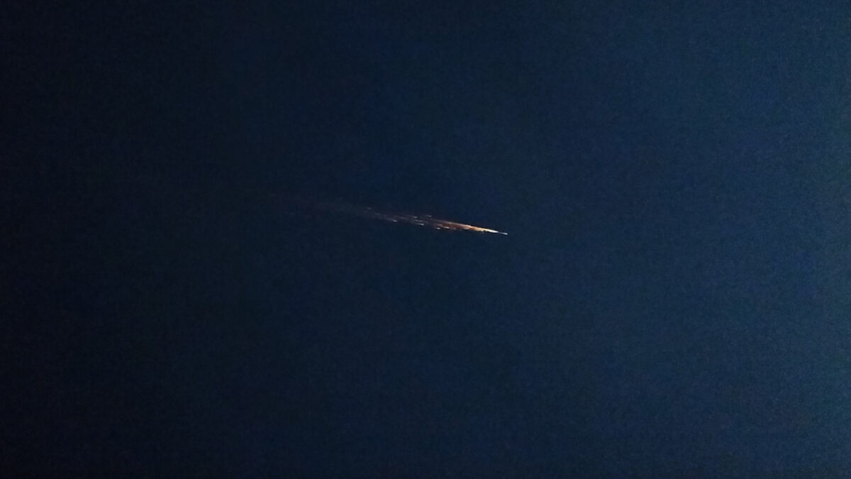 Нет, это не SpaceX: в небе над США сгорел обломок китайского космического корабля