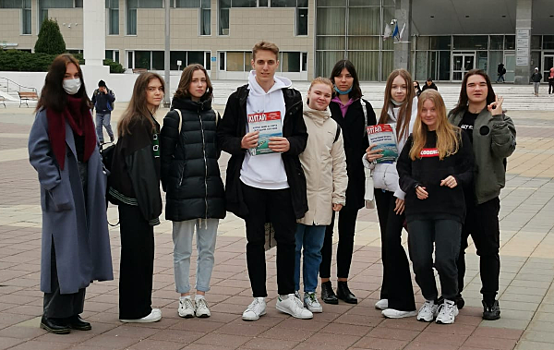 Ученики школы № 1400 посетили дипломатическую академию МИД и институт иностранных языков РУДН