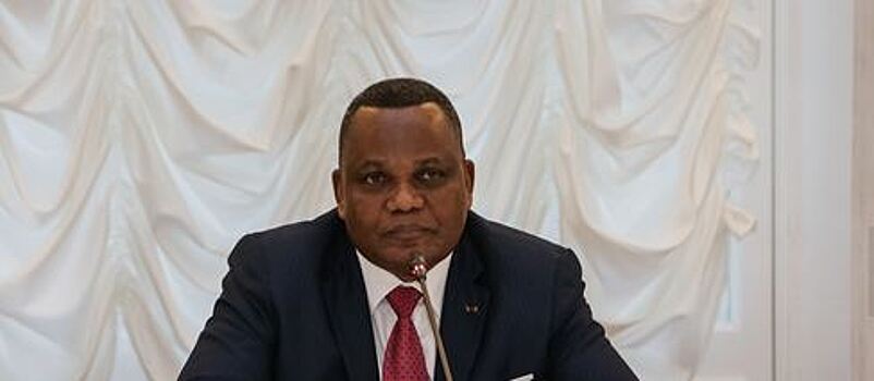 Глава МИД Конго Жан-Клод Гакоссо признался, что считает Россию своей второй родиной