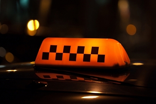 Угрожающее и загадочное смс от таксиста удивило жительницу Приморья