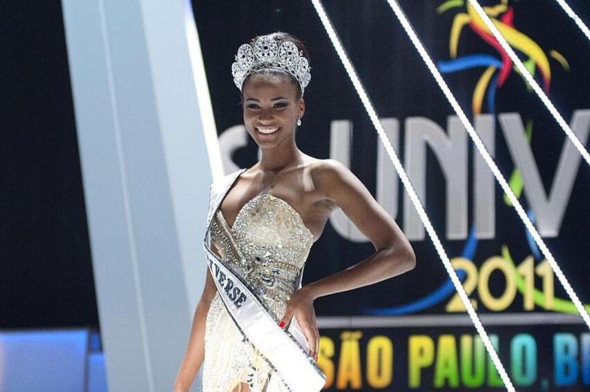 Лейла Лопес. В 2011 году в Бразилии Лейла Лопес стала первой участницей из Анголы, завоевавшей титул «Мисс Вселенная».
