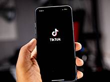 Офтальмолог предупредила о вреде нового тренда из TikTok