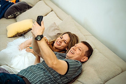 Трейлер: у третьего сезона комедии "Против всех" появилась дата премьеры