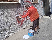 Около 180 граффити и незаконной рекламы закрасили в Приокском районе за последнюю неделю