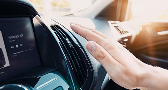 В каких случаях, даже в летнюю жару необходимо включать вентилятор печки?