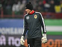 Бывший вратарь сборной России раскрыл секрет хорошей формы в 49 лет