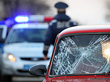 В Красноярске мужчина разгромил лифт и устроил ДТП