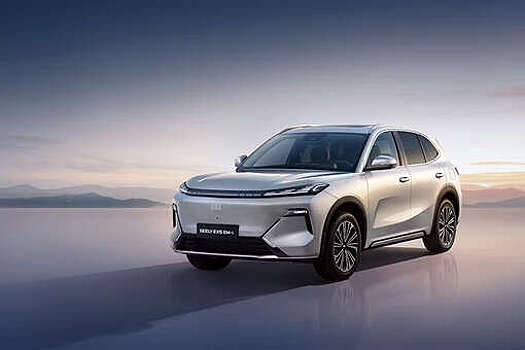 У российских дилеров появились новые кроссоверы Geely EX5 EM-i