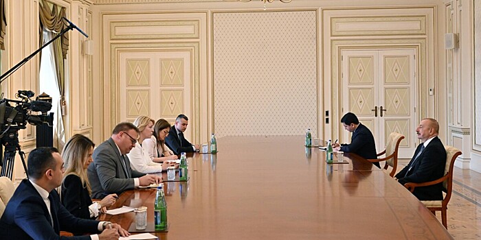 Азербайджан и Черногория намерены развивать сотрудничество в сфере транспорта, энергетики и туризма