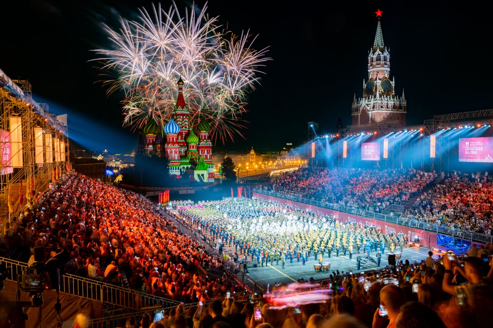 Президент России Владимир Путин разрешил проведение Фестиваля «Спасская башня» в 2024 году на Красной площади