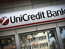 UniCredit отказался от Facebook