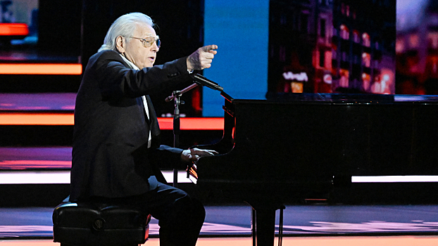 Юрий Антонов обратился за помощью к целителю из Дубая