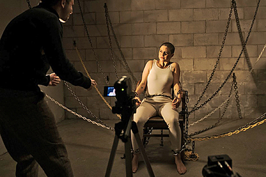 Похищения, паранойя и миллениалы-убийцы: как сериал «В поиске» высмеивает поколение 30-летних