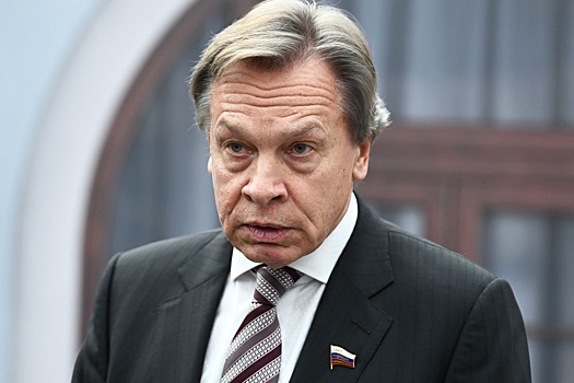 Пушков заявил, что Макрон может досрочно покинуть пост президента Франции