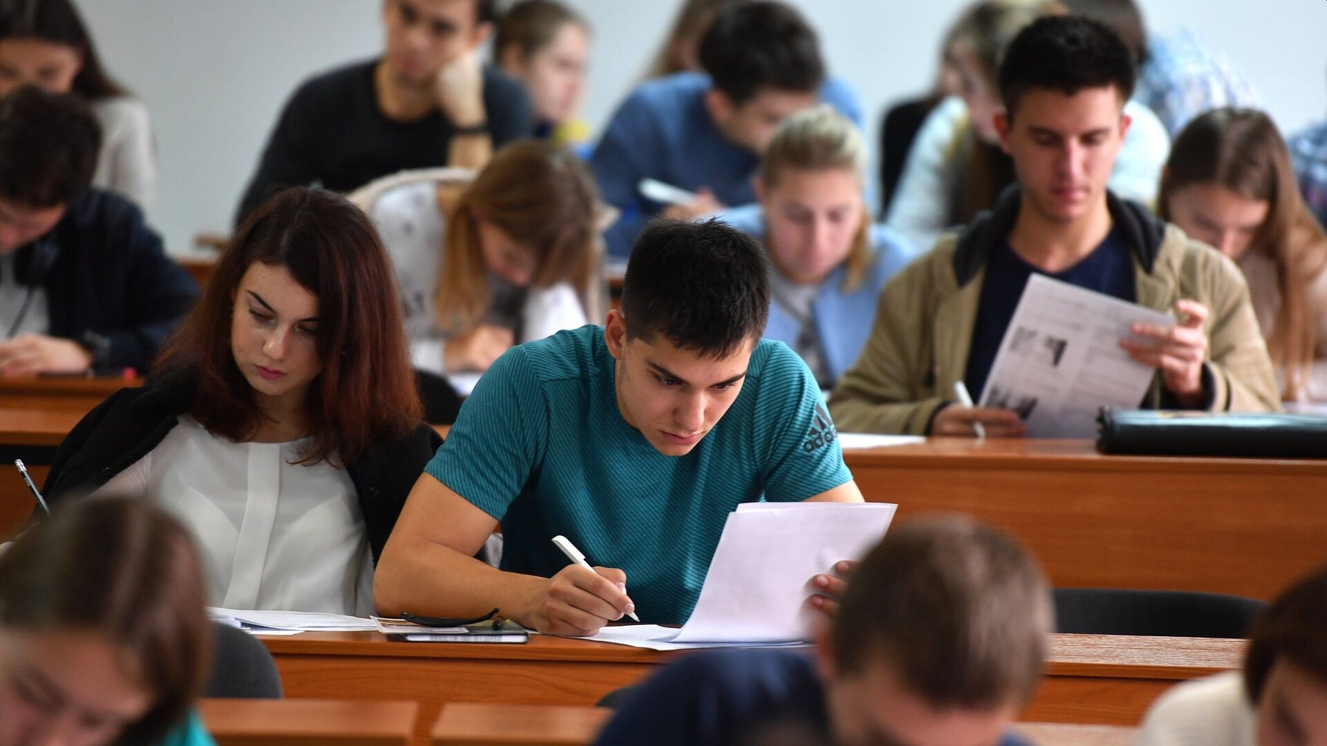Студент РГГУ написал диплом с помощью нейросети